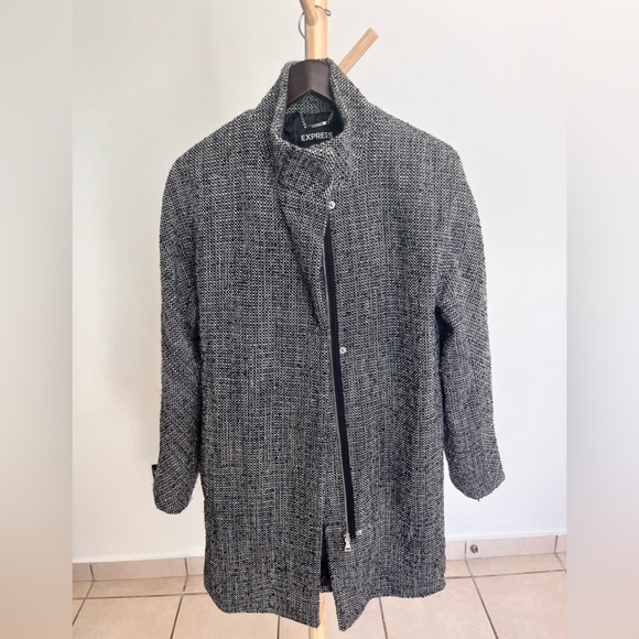 Express Coat - Picture 1 of 9